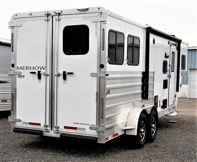 2021 Merhow Trailers 7209 w/slideout Horse Trailer Living Quarter