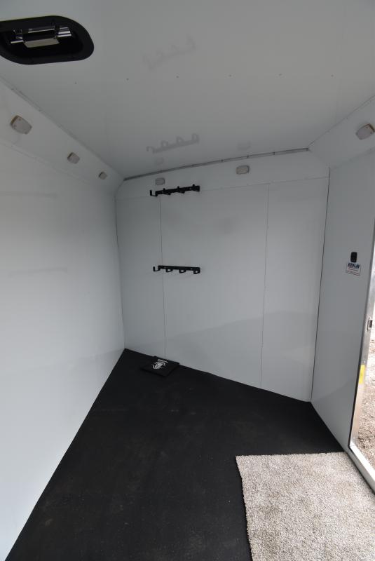 2024 Bison Trailers 7306 Trail boss bumper pull Horse Trailer Indiana