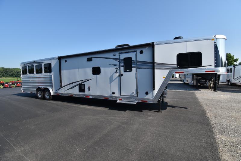 2023 Merhow Trailers 2 Horse Bronco Straight load KERLIN TRAILERS