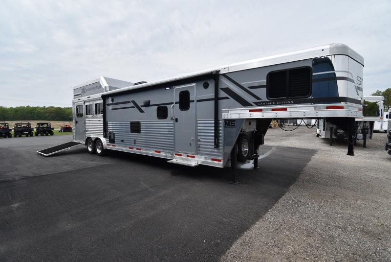 2023 SMC Horse Trailers 8314 SSR  Horse Trailer IEf7R2n18u6k