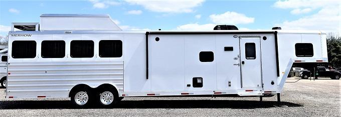 2021 Merhow Trailers 8414 Stampede Dual Aisle Horse Trailer 2021 Merhow Trailers 8414 Stampede Dual Aisle Horse Trailer