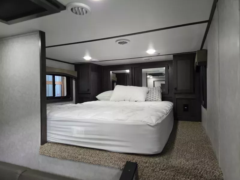 used Horse Trailers Bison Trailers  for sale, in Watkins, CO Thumbnail 7