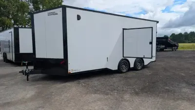 2026 Cargo Express 8.5X20 XL SE Flat Top Sloped V-Nose Car Hauler 10K KE-SEC10220-100