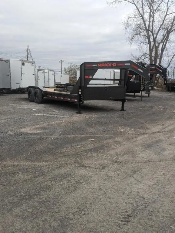 MAXXD H8X 24FT GOOSENECK 17.5K GVW EQUIPMENT TRAILER