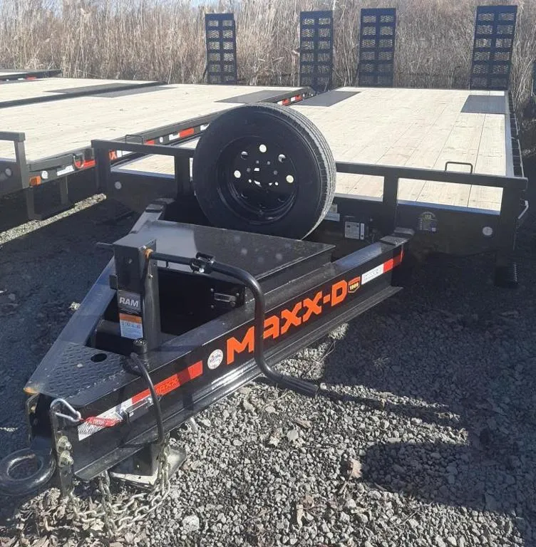 MAXXD 8.5X24 16K DECKOVER EQUIPMENT TRAILER