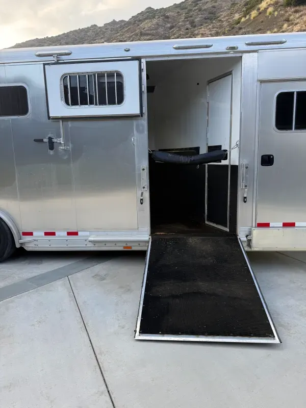 used Horse Trailers Four Star  for sale, in Agoura Hills, CA Thumbnail 18