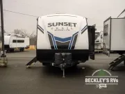 used Travel Trailers CrossRoads RV  for sale, in Thurmont, MD Thumbnail 3