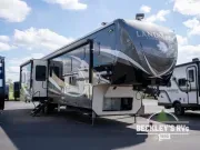 2019 Heartland Landmark 365 Newport