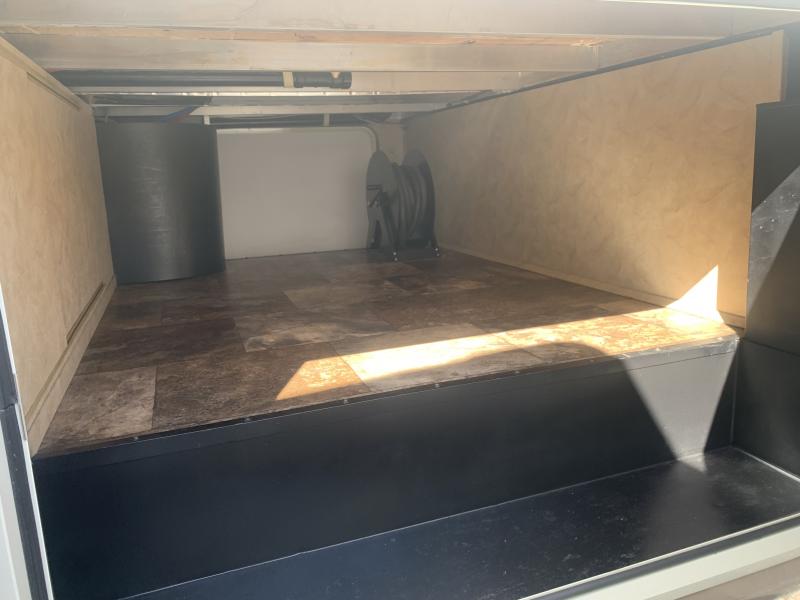 used Fifth Wheel Trailers Cedar Creek Silverback for sale, in Montague, NJ Thumbnail 3