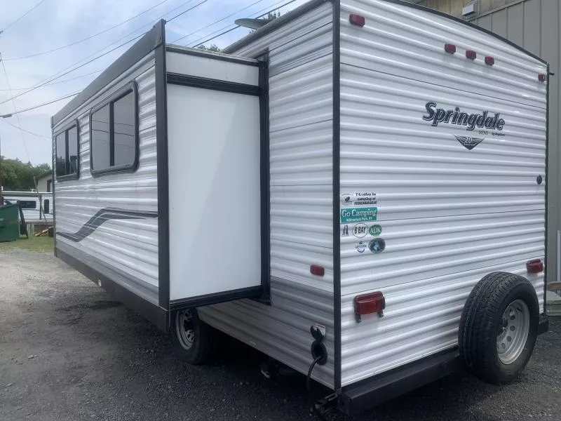 used Travel Trailers Keystone RV Springdale Classic for sale, in Montague, NJ Thumbnail 3