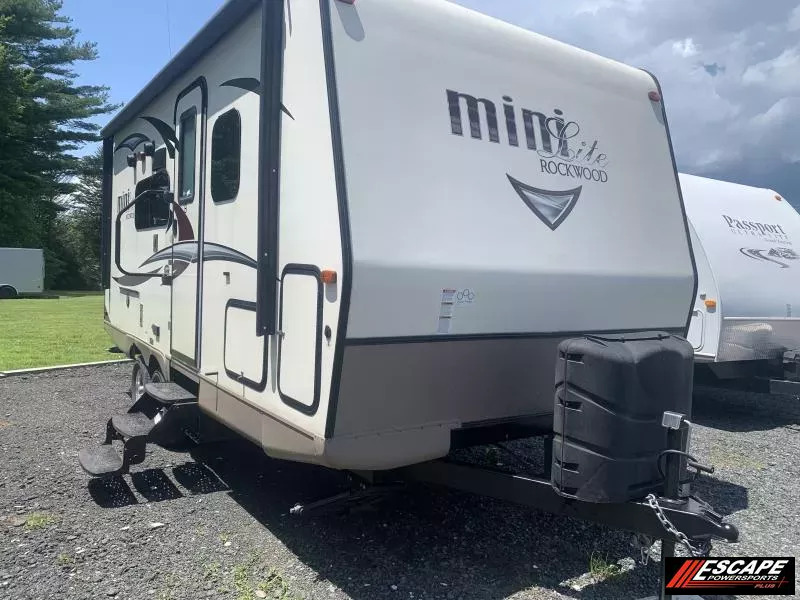 2017 Forest River 2104S Rockwood Mini Lite Travel Trailer 1750352960