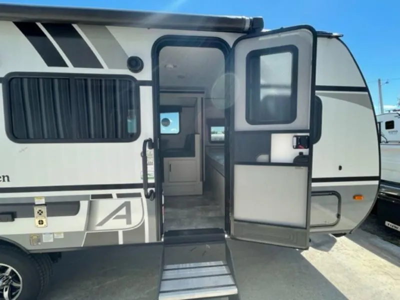 2023 Coachmen RV apex 194bhs
