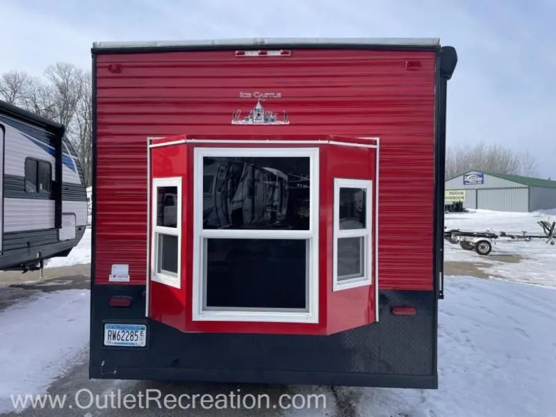 2020 Ice Castle Fish Houses