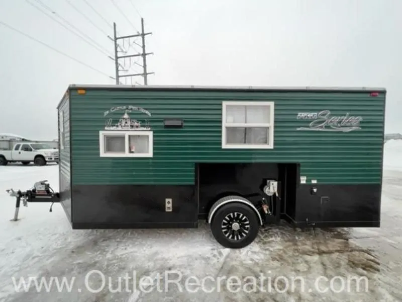 2020 Ice Castle Fish Houses