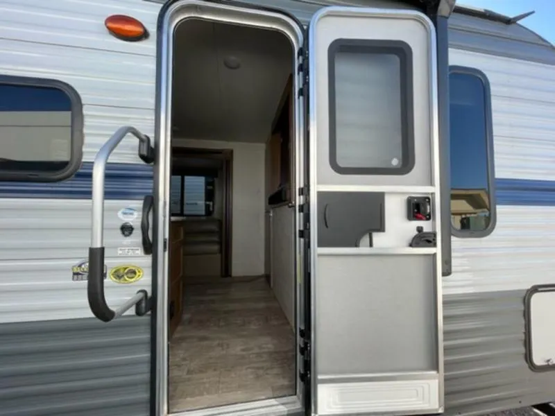 2020 Gulf Stream ameri-lite 274qb