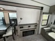 new Fifth Wheel Trailers Coachmen  for sale, in Fargo, ND Thumbnail 8