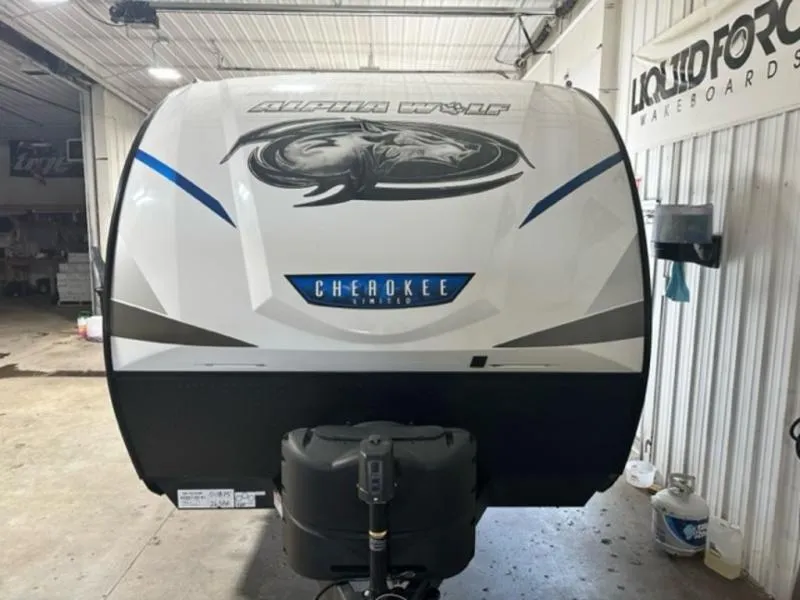 2023 Forest River cherokee 26dbh