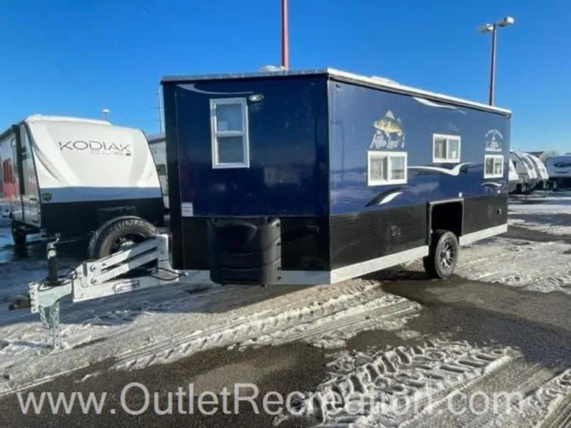 2023 Ice Castle Fish Houses