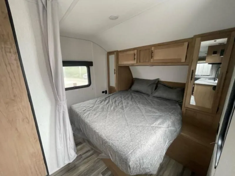 2023 Forest River cherokee grey wolf 20rdse