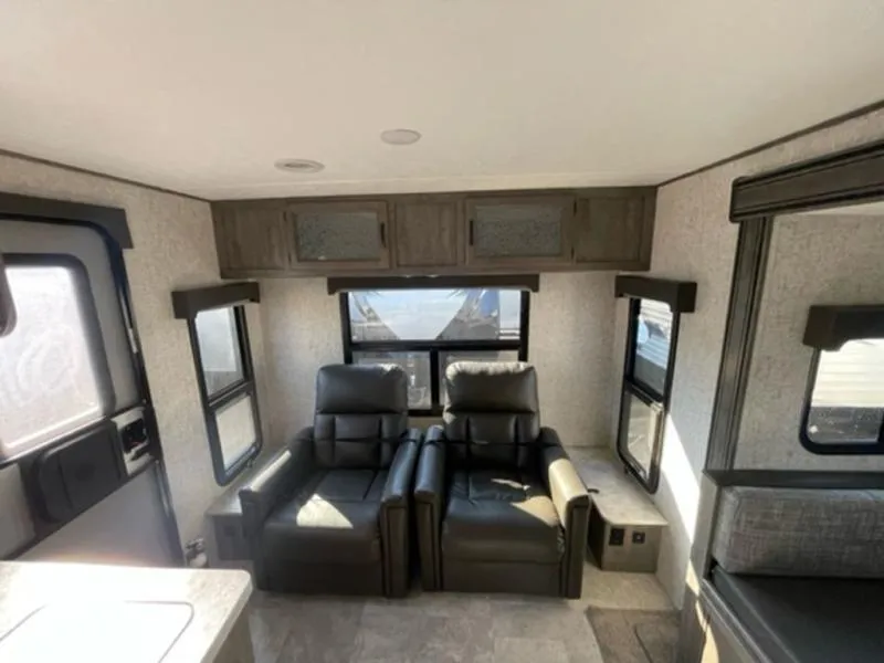 2020 Coachmen RV apex 253rls