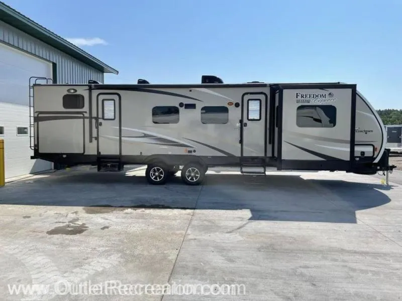 2018 Coachmen RV
