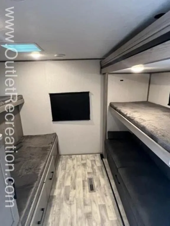 2022 Dutchmen RV kodiak 332bhsl