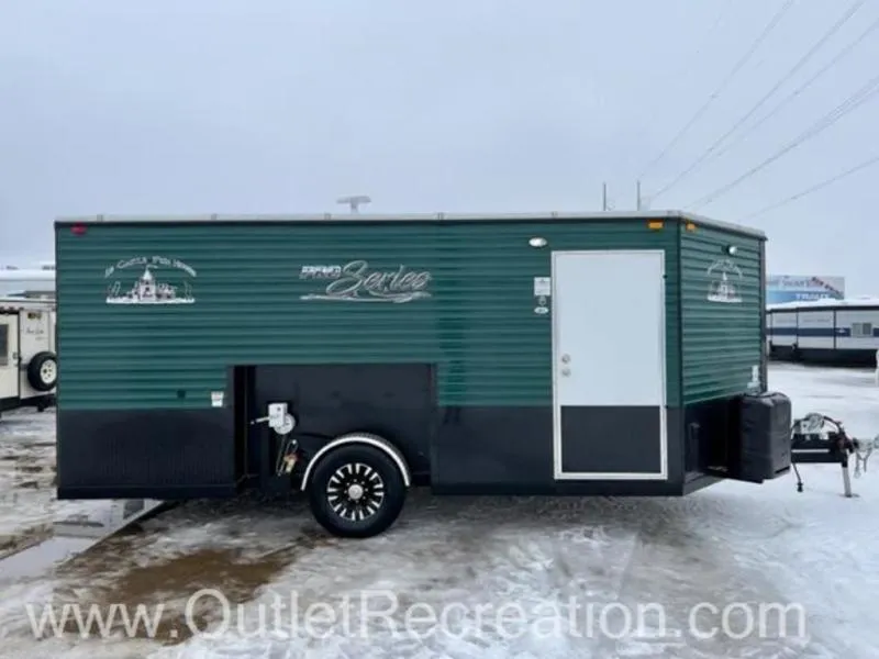 2020 Ice Castle Fish Houses