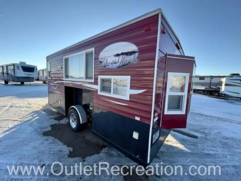 2015 Ice Castle Fish Houses
