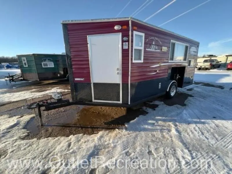 2015 Ice Castle Fish Houses