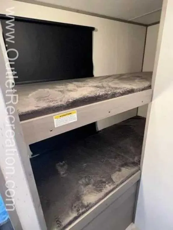 2022 Dutchmen RV kodiak 196bh