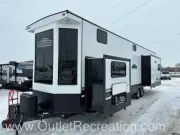 used Park Models CrossRoads RV  for sale, in Fargo, ND Thumbnail 3