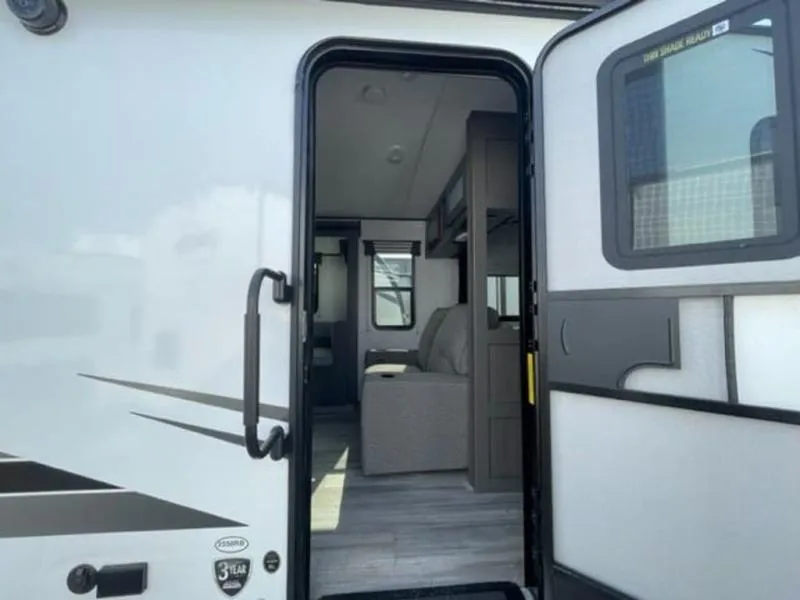 Trailer Image