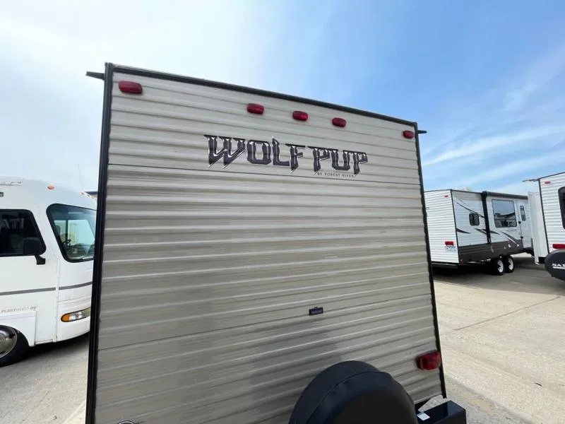 2017 Forest River cherokee wolf pup 16bhs