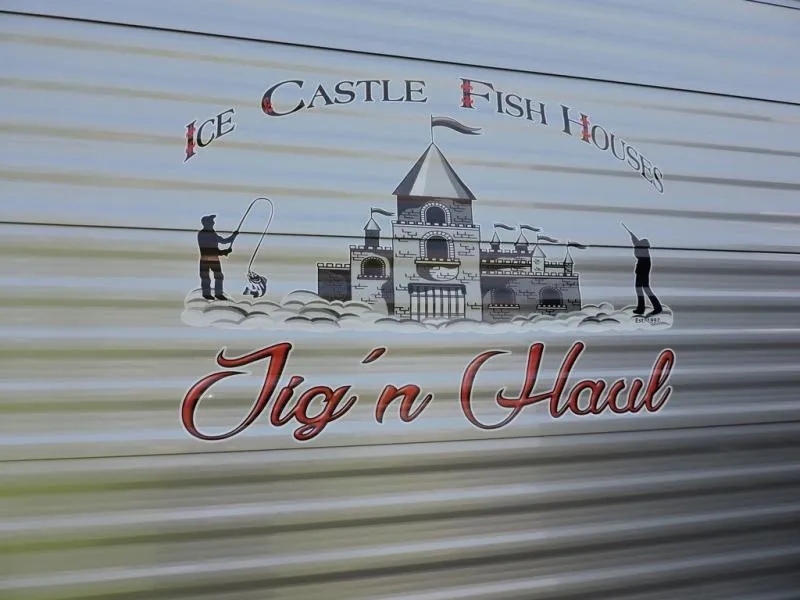 2023 Ice Castle Fish Houses