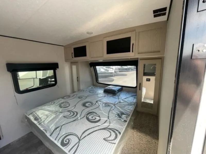 2022 Coachmen RV apex 191rbs