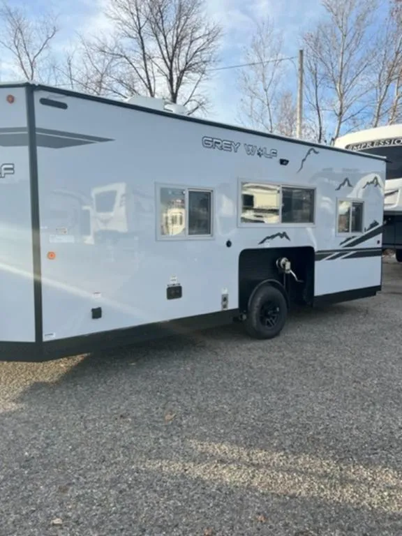 2023 Forest River cherokee grey wolf 17mp