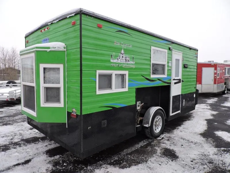 2018 Ice Castle Fish Houses