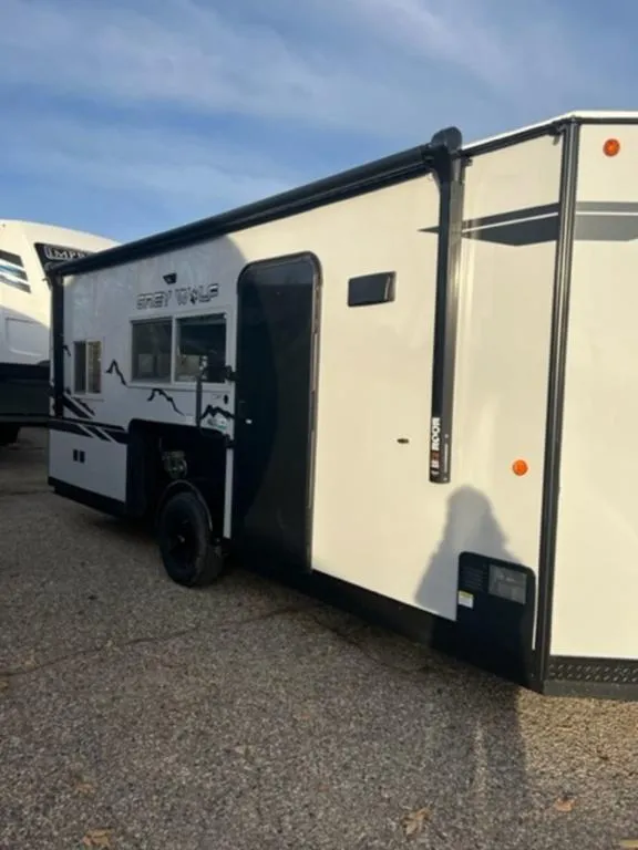 2023 Forest River cherokee grey wolf 17mp