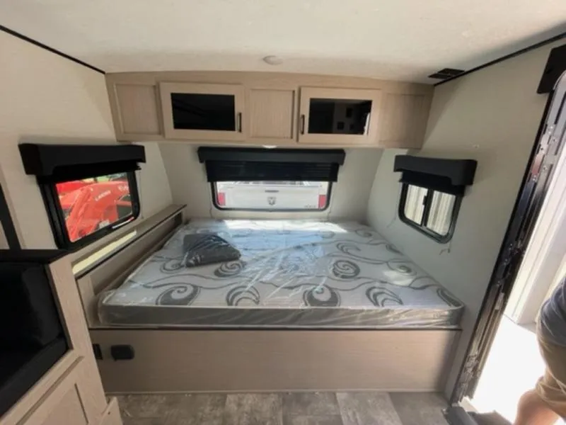 2023 Coachmen RV apex 194bhs
