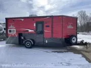 2020 Ice Castle Fish Houses 8X17 HYBRID RV 