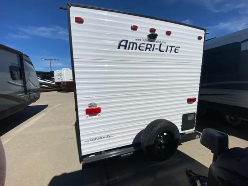 2021 Gulf Stream ameri-lite 218mb