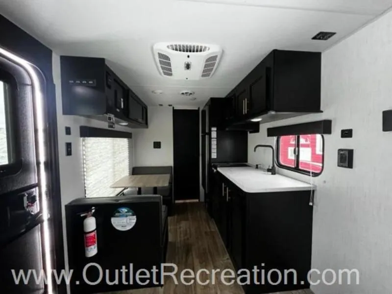 2022 Forest River cherokee 16fq