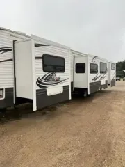used Park Models Palomino  for sale, in Fargo, ND Thumbnail 3