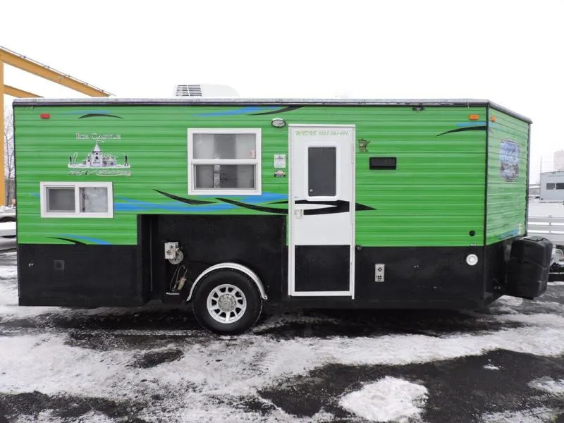 2018 Ice Castle Fish Houses