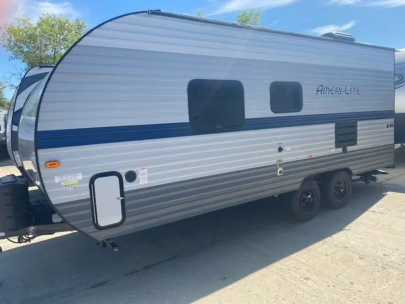2021 Gulf Stream ameri-lite 218mb