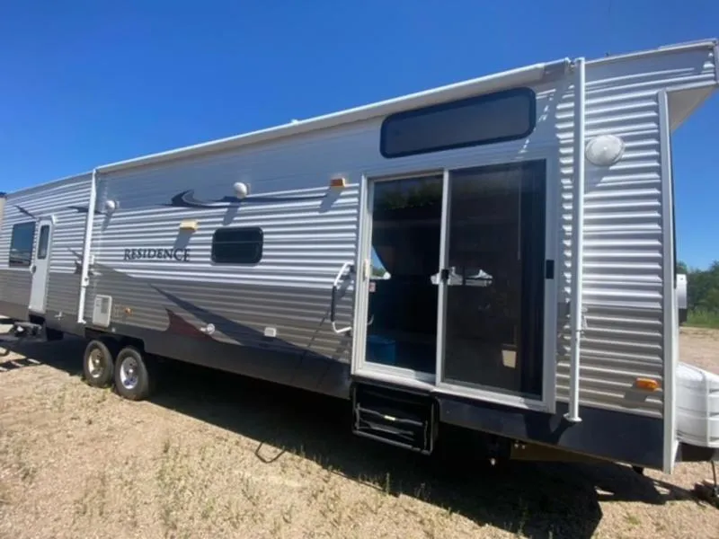 2011 Keystone RV residence 401fe