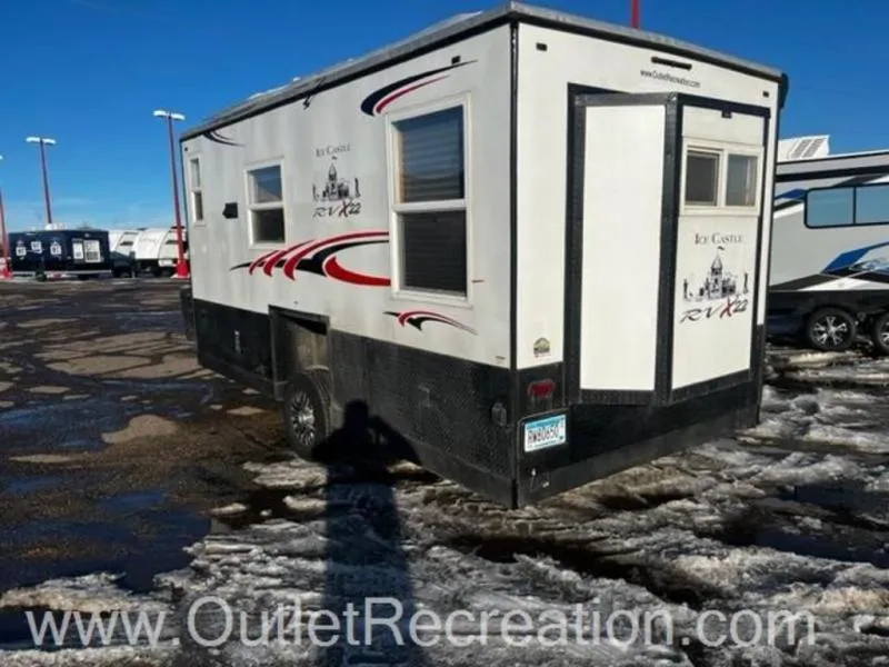 2021 Ice Castle Fish Houses
