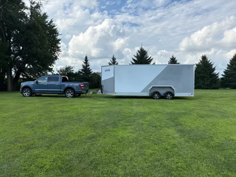 Hydraulic Cargo (Enclosed) Trailer