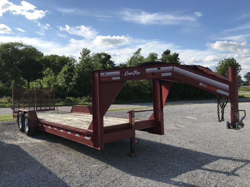 2004 CornPro UT-24 H Equipment Trailer 2004 CornPro UT-24 H Equipment Trailer