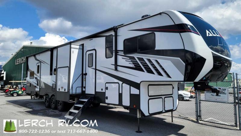 2022 Alliance RV Valor 40V13 2022 Alliance RV Valor 40V13